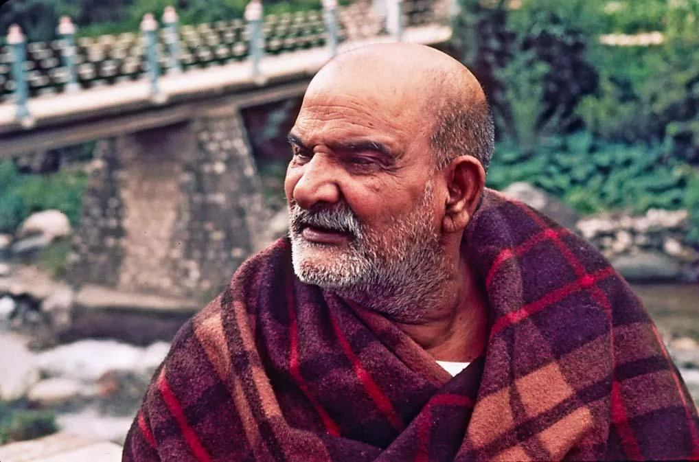 Neem Karoli Baba Biography: Life, Teachings, Kainchi Dham &