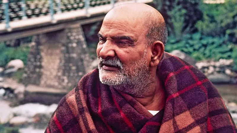 Neem Karoli Baba Biography: Early Life, Teachings, Kainchi Dham and Spiritual Legacy