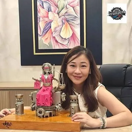 Atty. Mae Divinagracia Biography: Age, Husband, Education, Career and Life Story